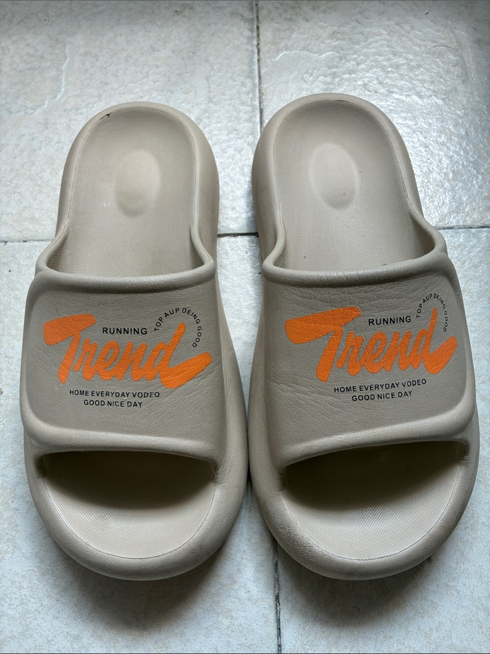Trend Slide Sandals in Beige with Orange Logo